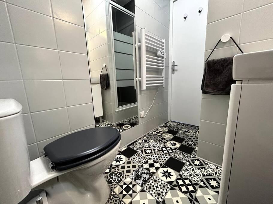 Logement Neuf - Proximite Centre บัวร์ ภายนอก รูปภาพ