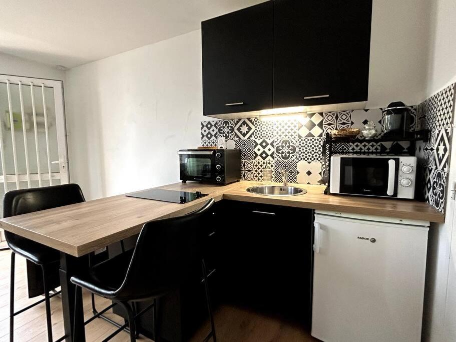 Logement Neuf - Proximite Centre บัวร์ ภายนอก รูปภาพ